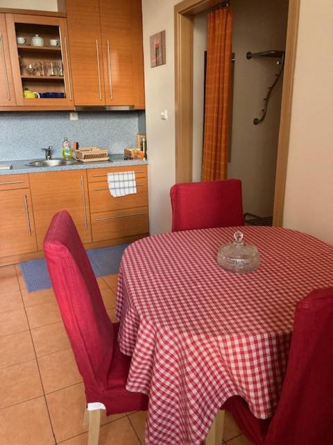 Aparthotel City 5 Прага Екстериор снимка