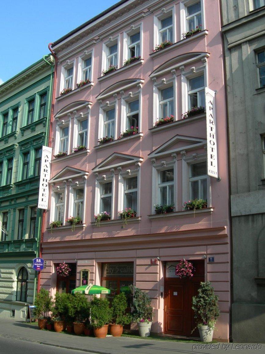 Aparthotel City 5 Прага Екстериор снимка
